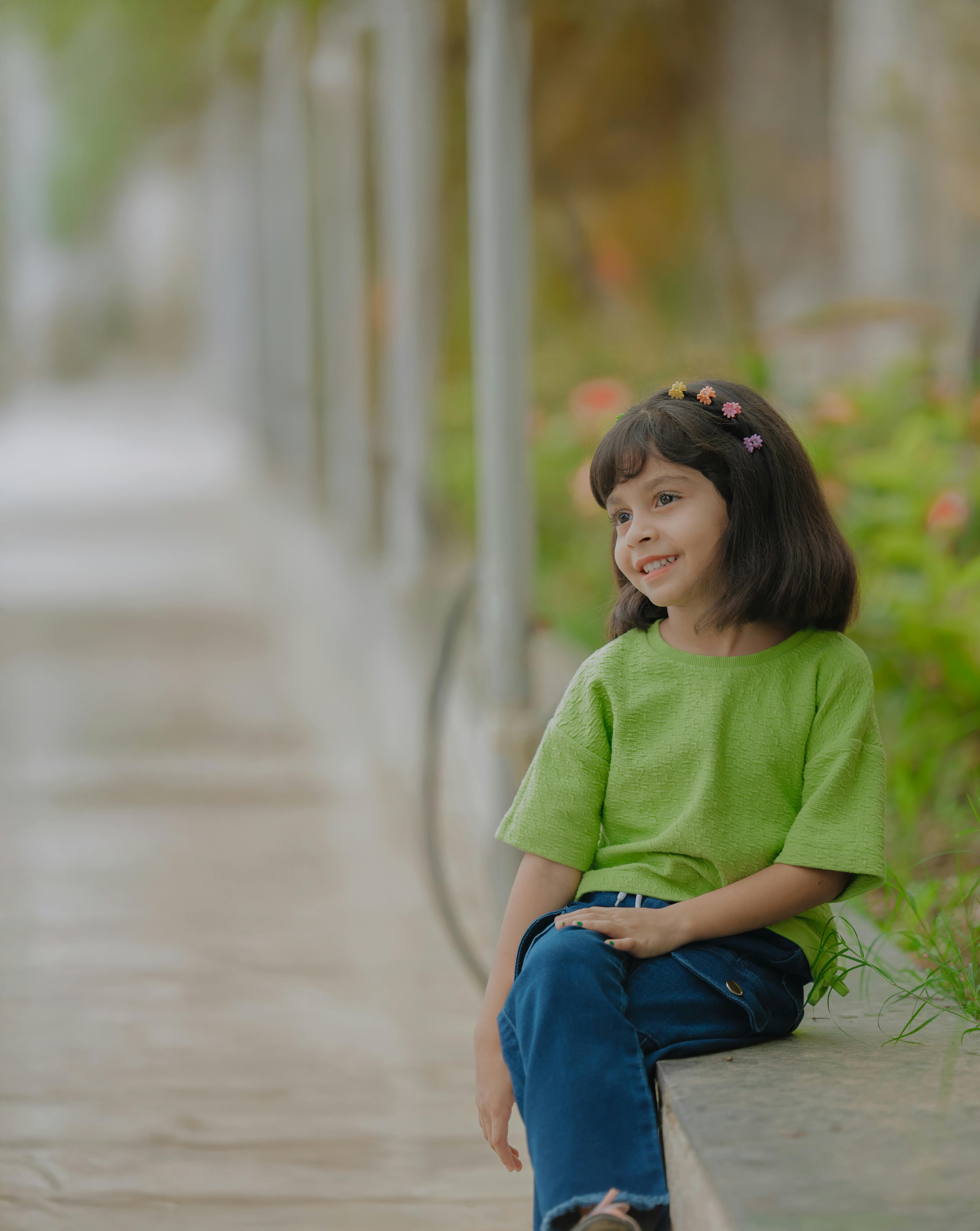 航旅场景图片，用于页脚氛围展示